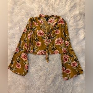 Forever 21 mustard yellow bell sleeve crop top size: M